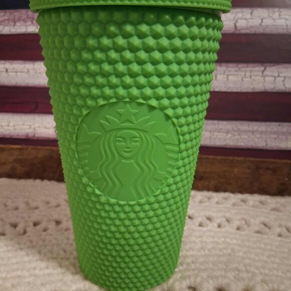 STARBUCKS GREEN PLASTIC CUP 7" - Picture 1 of 4